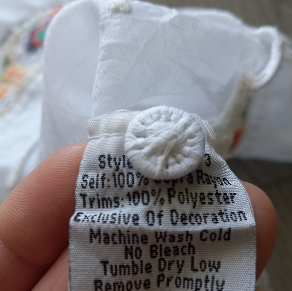 Johnny Was Mikones Embroidered Tunic - Picture 11 of 16